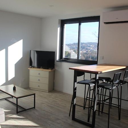 Immeuble Renove Au Centre D'Auch. Apartment Exterior foto